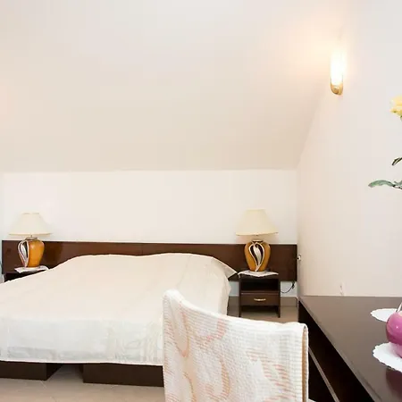 Apartment Punat * Punat