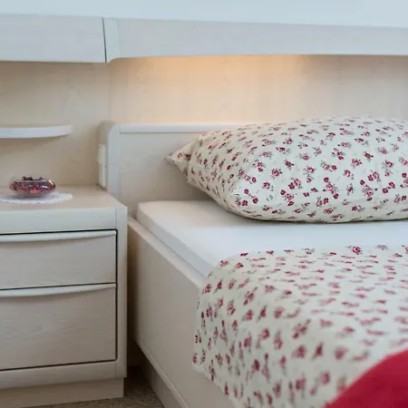 Apartment Punat
