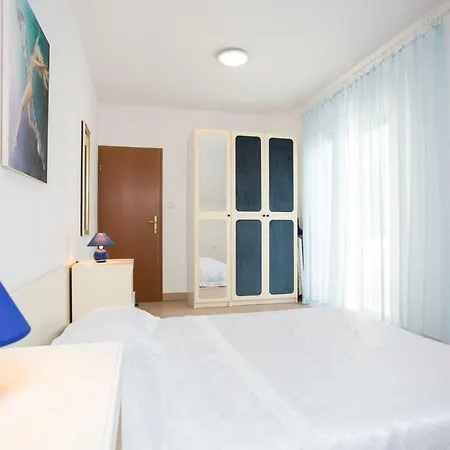 Apartment Punat Appartamento *