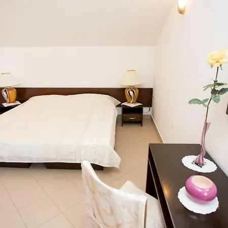 Apartment Punat Apartment *