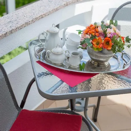شقة Apartment Punat بونات