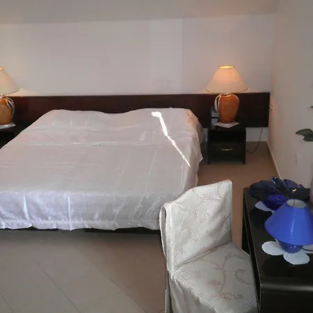 Apartment Punat アパート プナト
