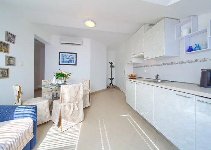 Apartment Punat * Punat